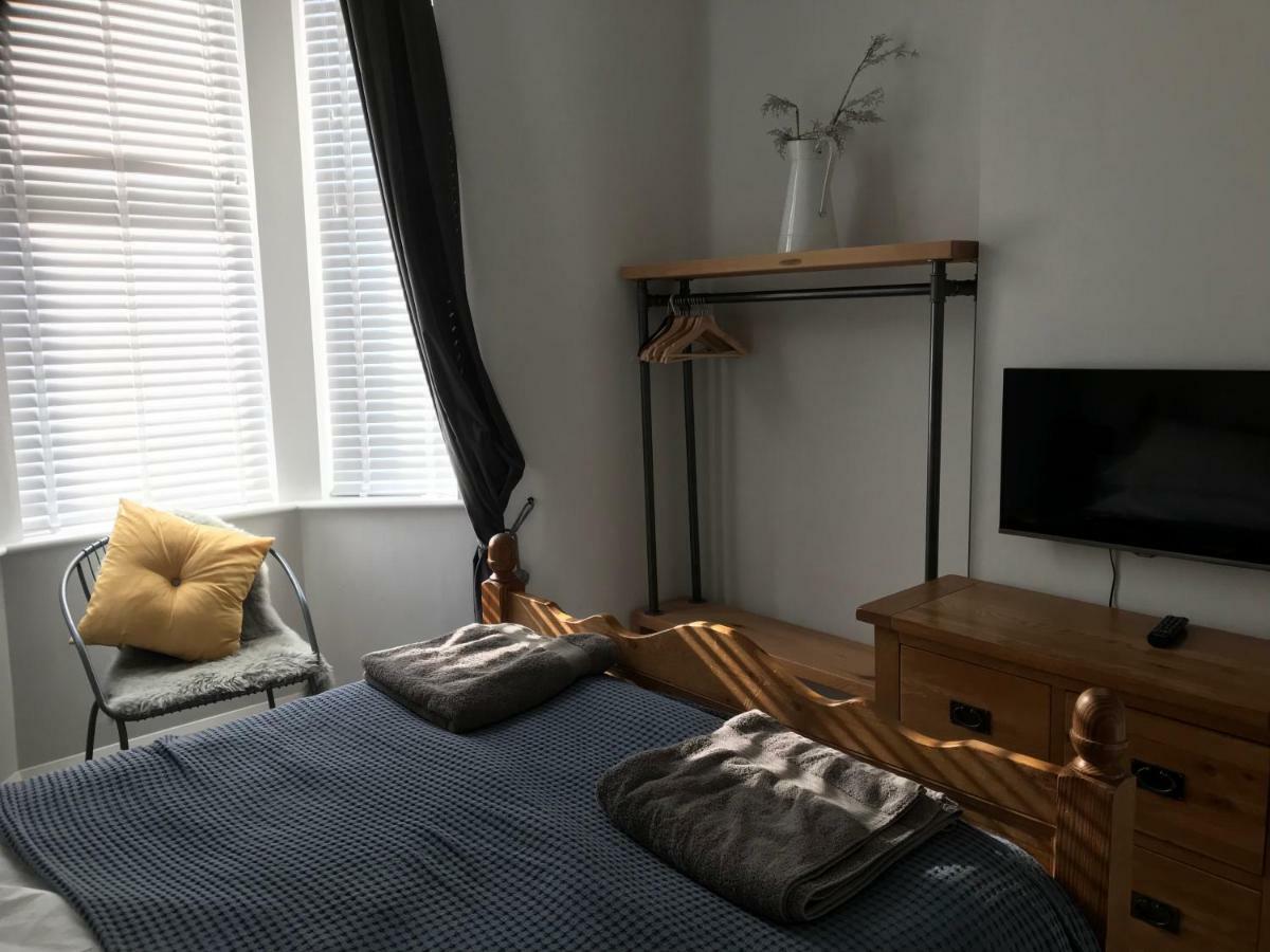 Wight View, Flat 2 Rosslyn House Apartment Swanage Ngoại thất bức ảnh